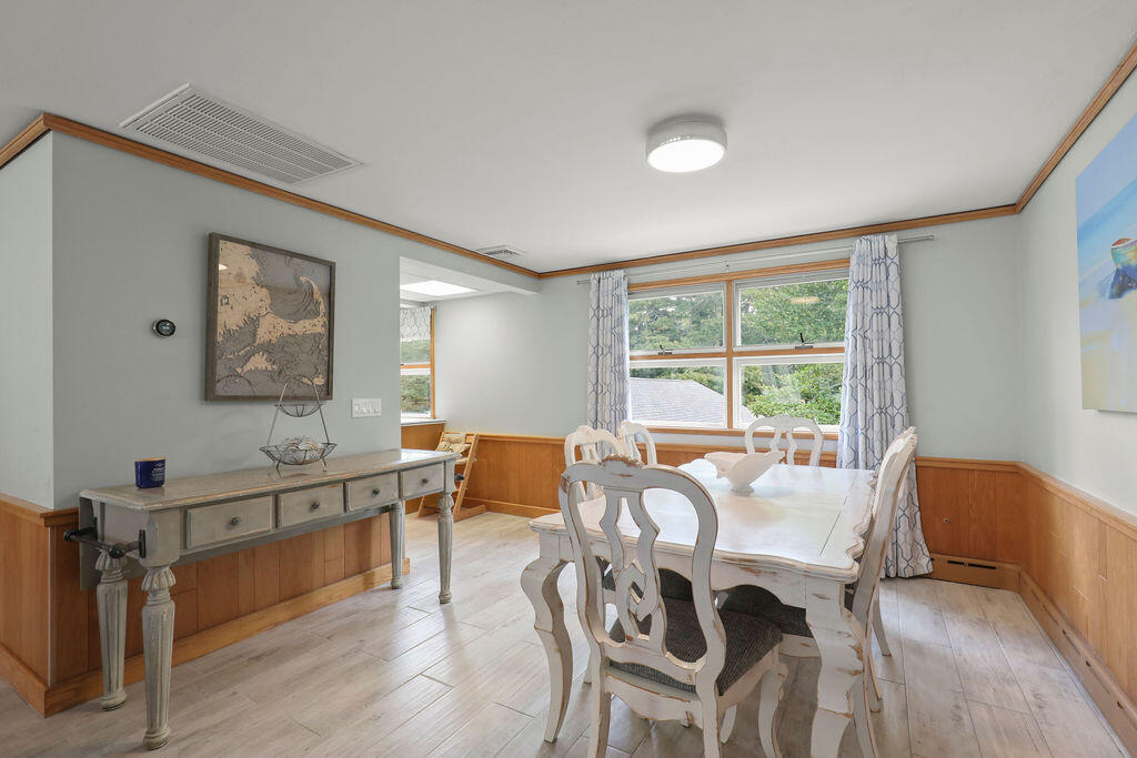566 Shore Road Pocasset MA 02559