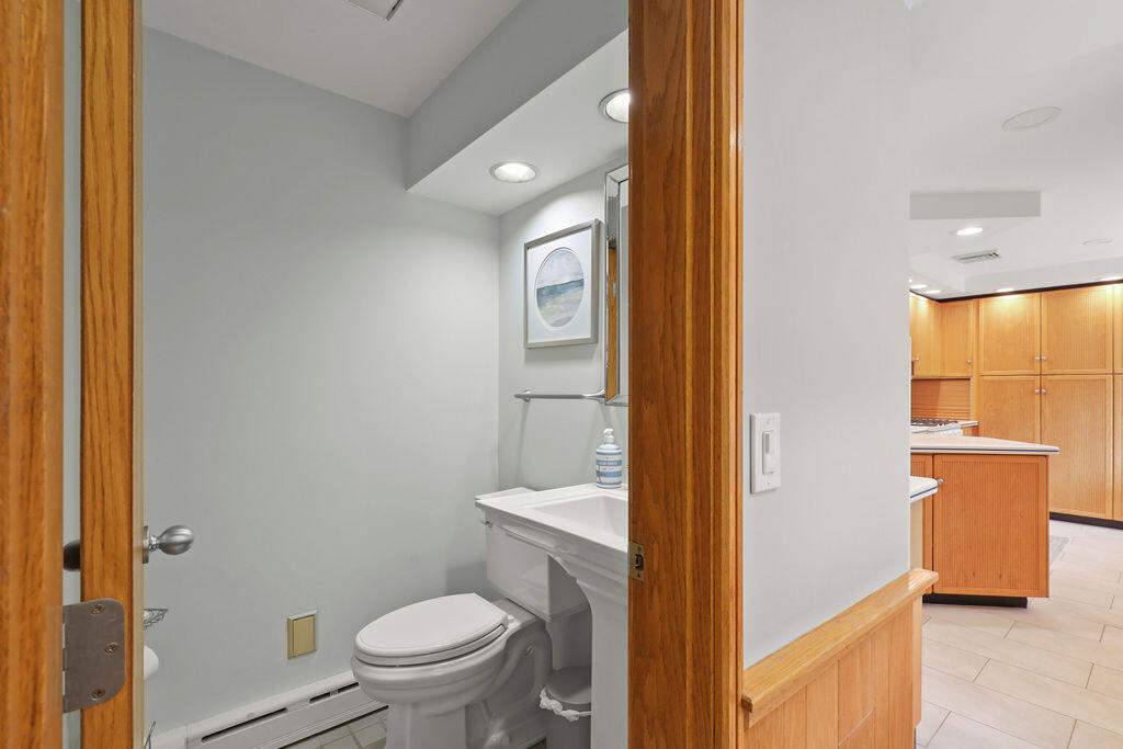 566 Shore Road Pocasset MA 02559