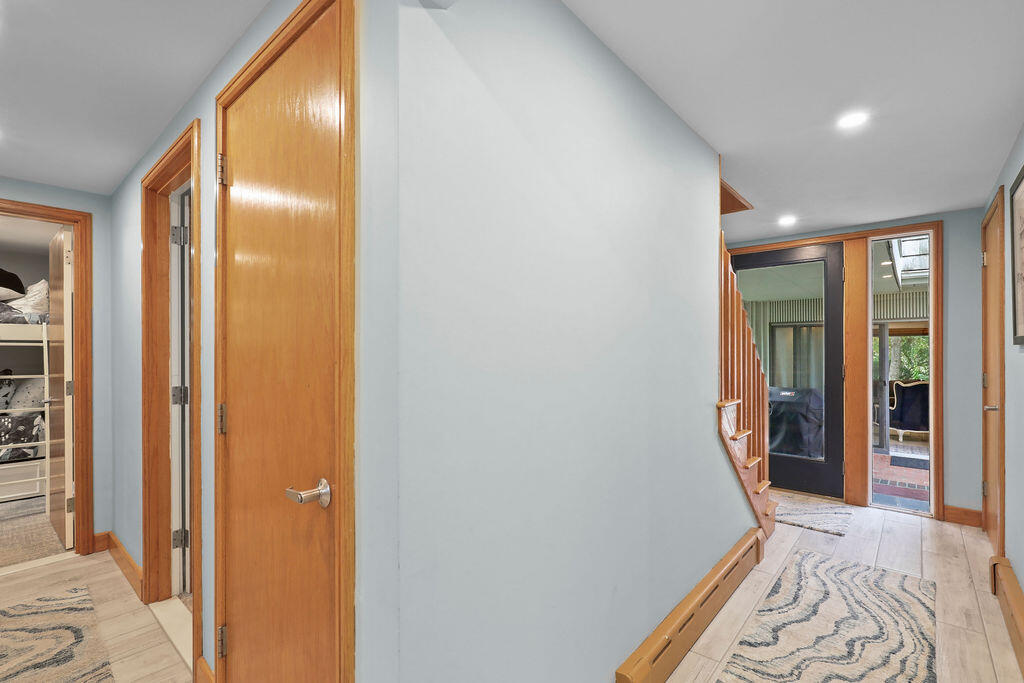 566 Shore Road Pocasset MA 02559