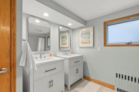 566 Shore Road Bourne MA 02559