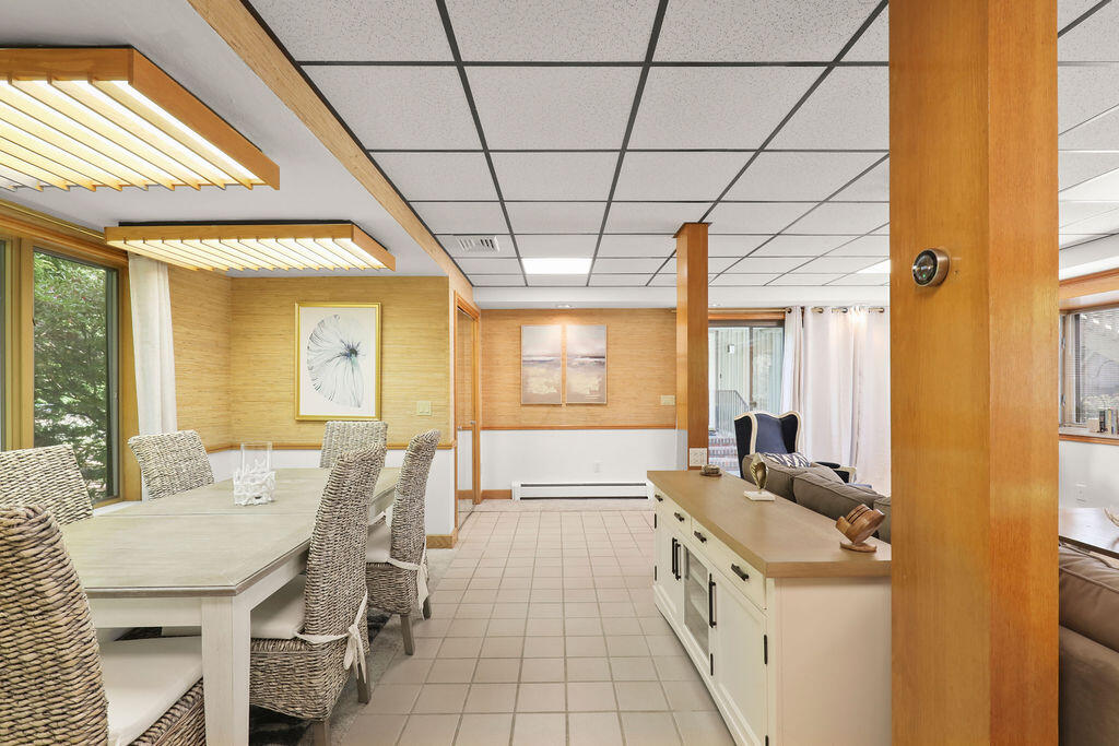 566 Shore Road Bourne MA 02559