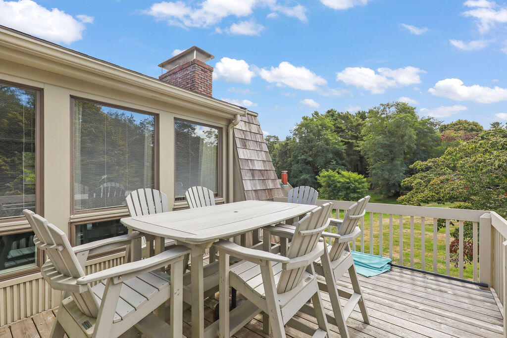 566 Shore Road Pocasset MA 02559