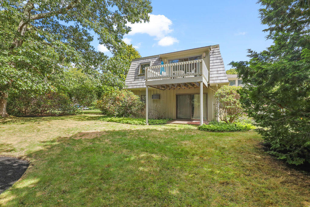 566 Shore Road Pocasset MA 02559