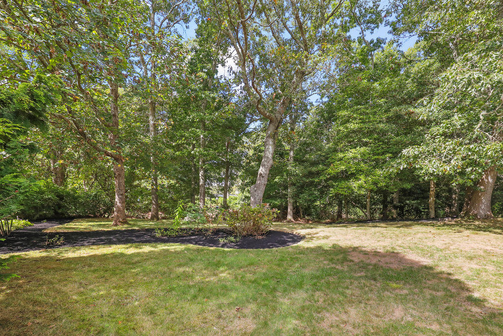 566 Shore Road Pocasset MA 02559