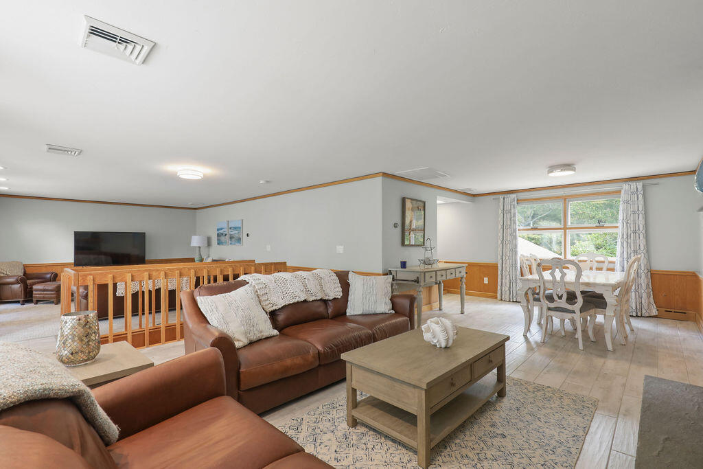 566 Shore Road Pocasset MA 02559