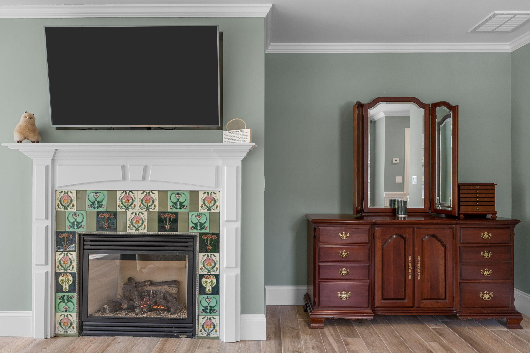 9 Horseshoe Bend Way Mashpee MA 02649