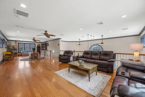 9 Horseshoe Bend Way Mashpee MA 02649