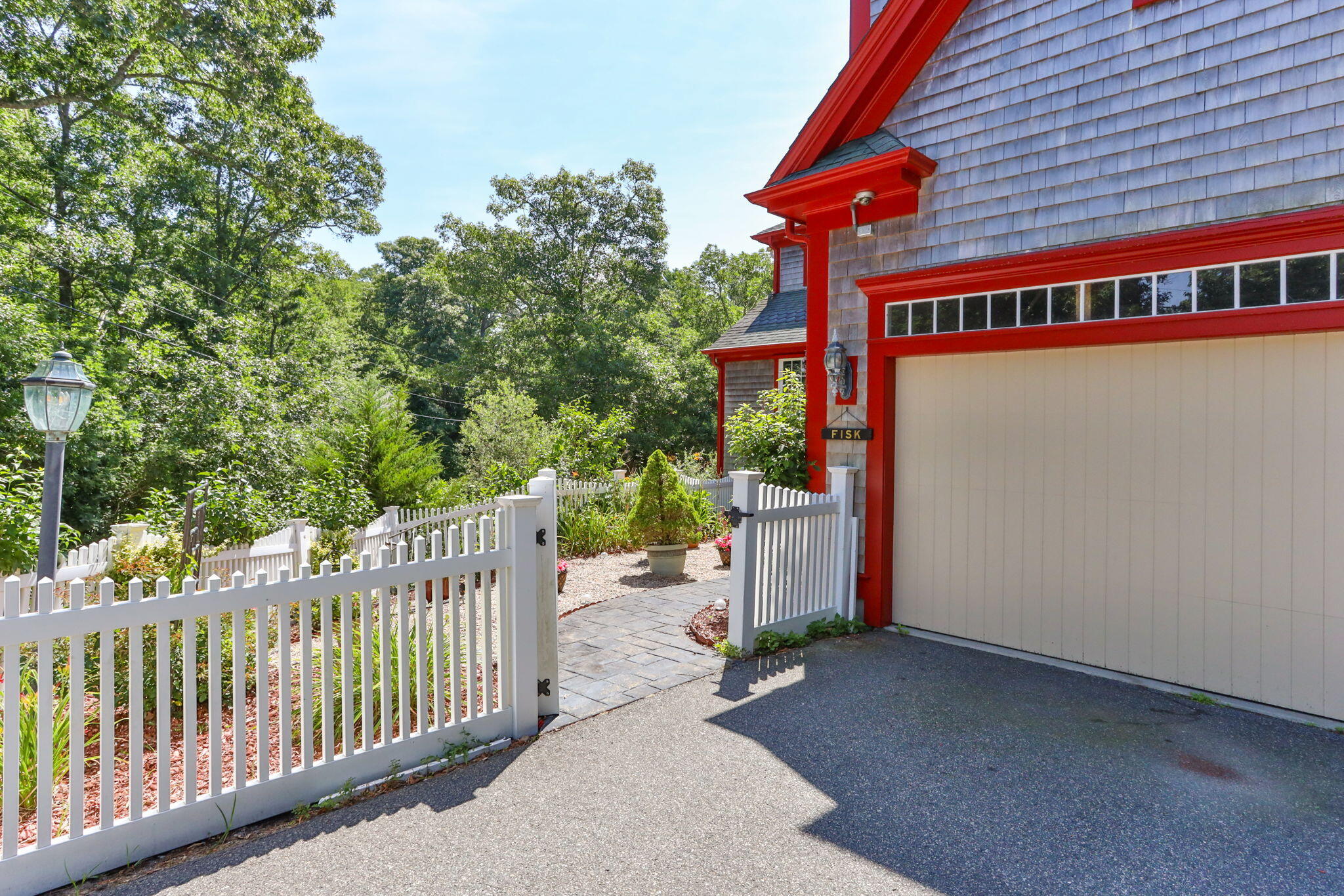 9 Horseshoe Bend Way Mashpee MA 02649