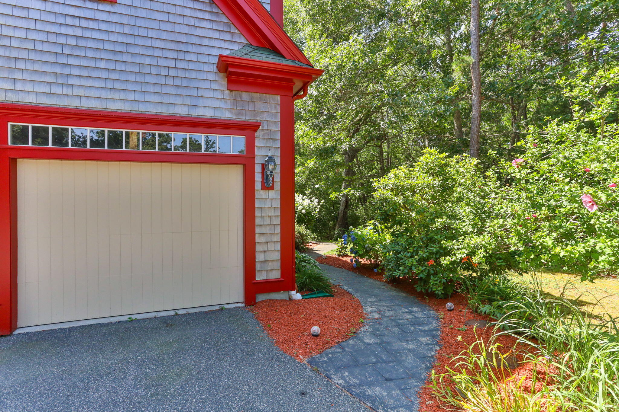 9 Horseshoe Bend Way Mashpee MA 02649