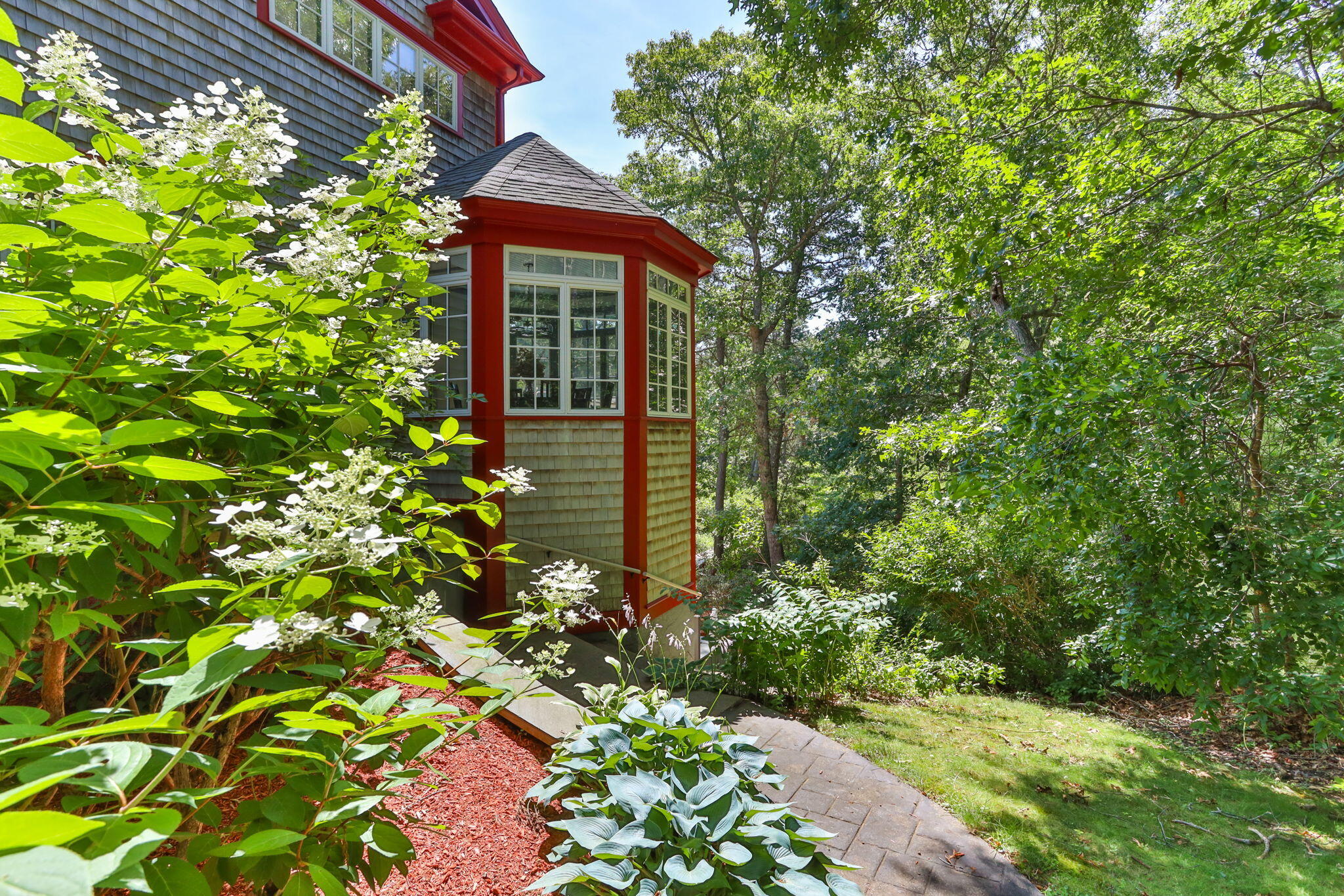 9 Horseshoe Bend Way Mashpee MA 02649