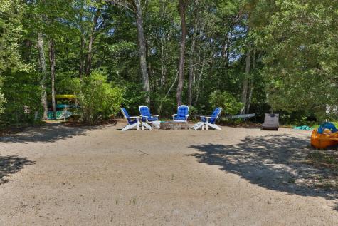 9 Horseshoe Bend Way Mashpee MA 02649