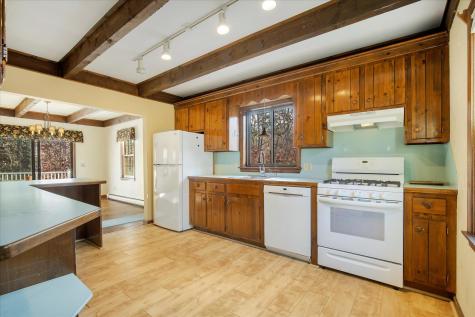 132 Stage Coach Drive Chatham MA 02659