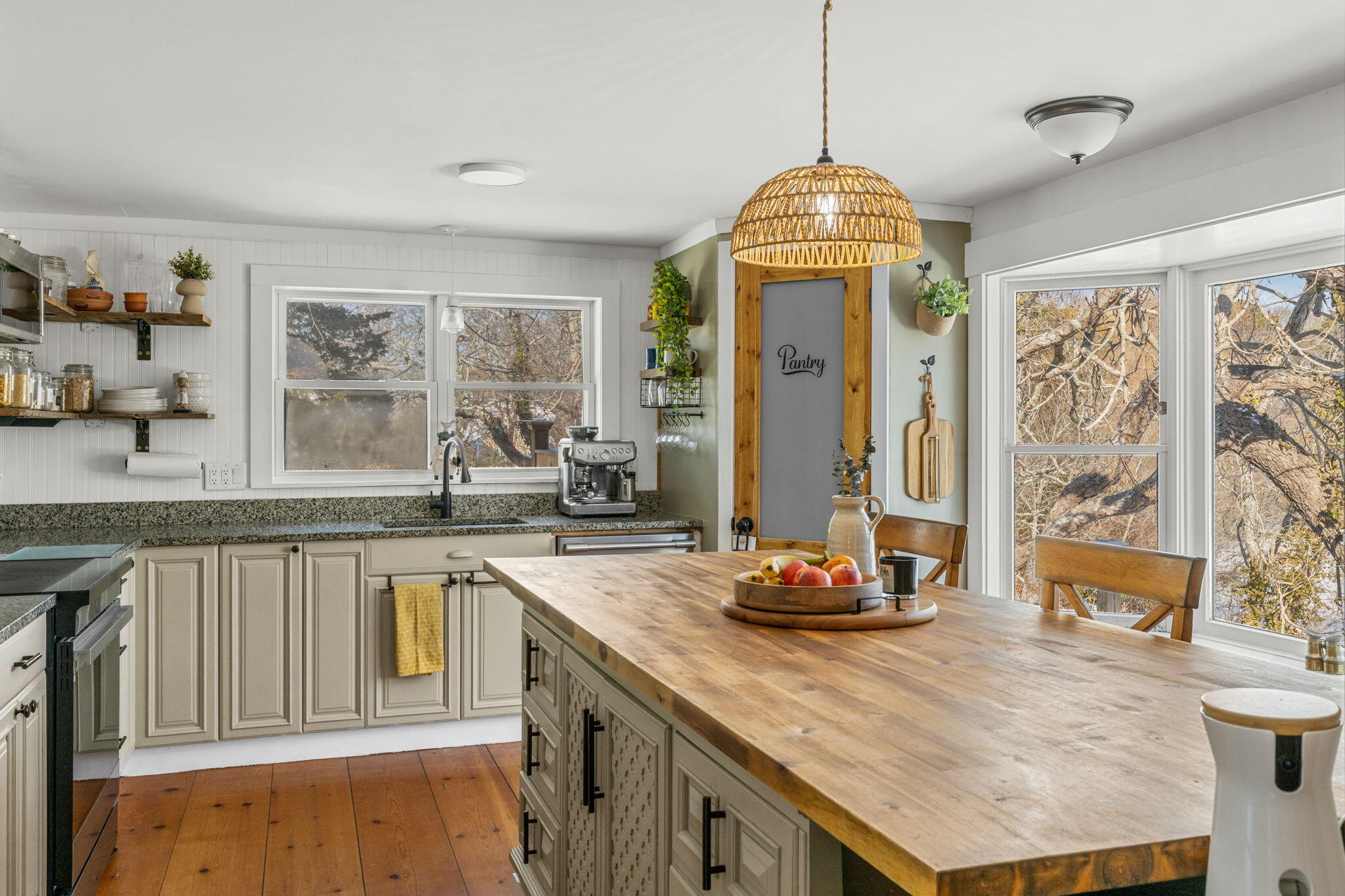 138 Chase Street Barnstable MA 02601