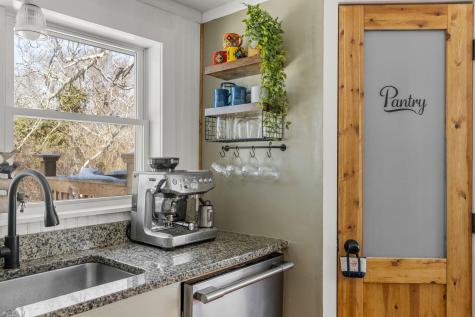 138 Chase Street Barnstable MA 02601