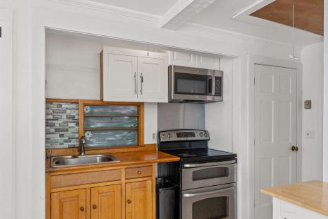 138 Chase Street Barnstable MA 02601