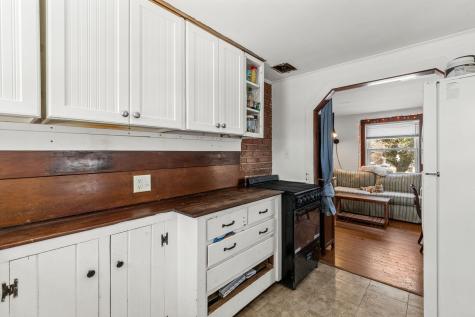 138 Chase Street Barnstable MA 02601