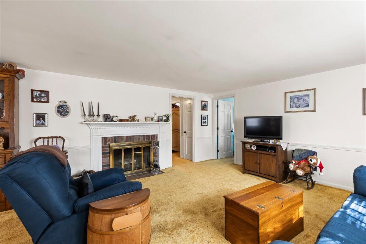 37 Touraine Way Yarmouth MA 02664