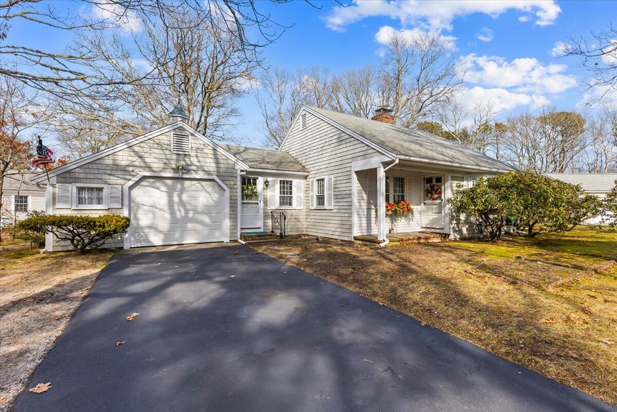 37 Touraine Way Yarmouth MA 02664