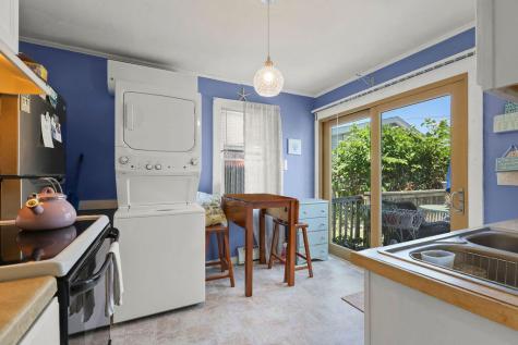 8 Woodland Circle Wareham MA 02571