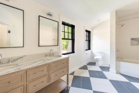 61 Mckenna Ridge Road Falmouth MA 02536