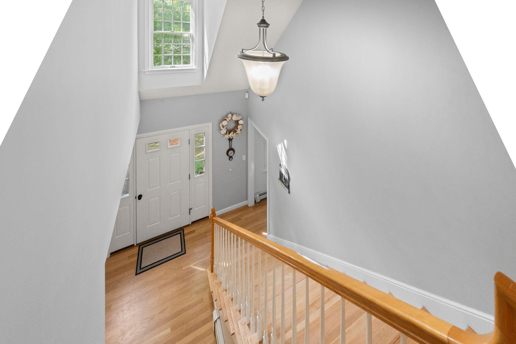 8 Friendship Lane Bourne MA 02532