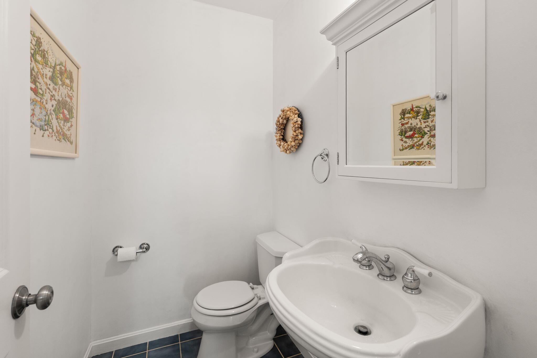 8 Friendship Lane Bourne MA 02532