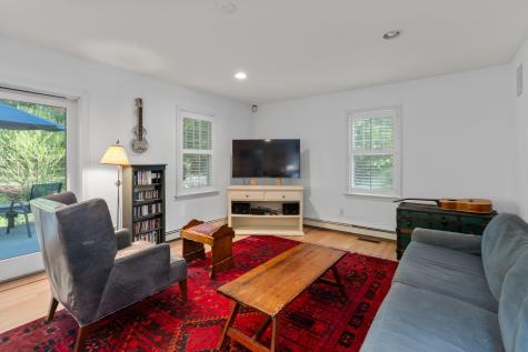 8 Friendship Lane Bourne MA 02532