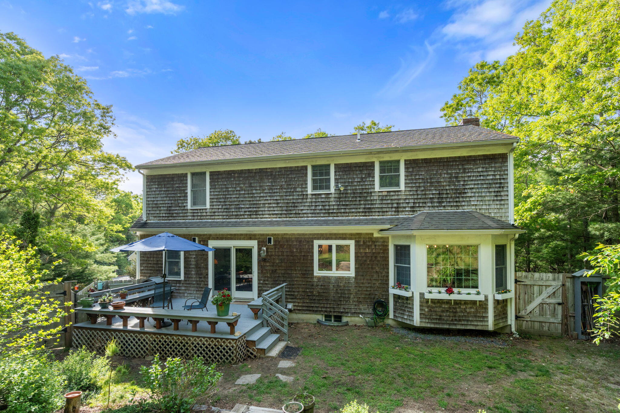 8 Friendship Lane Bourne MA 02532