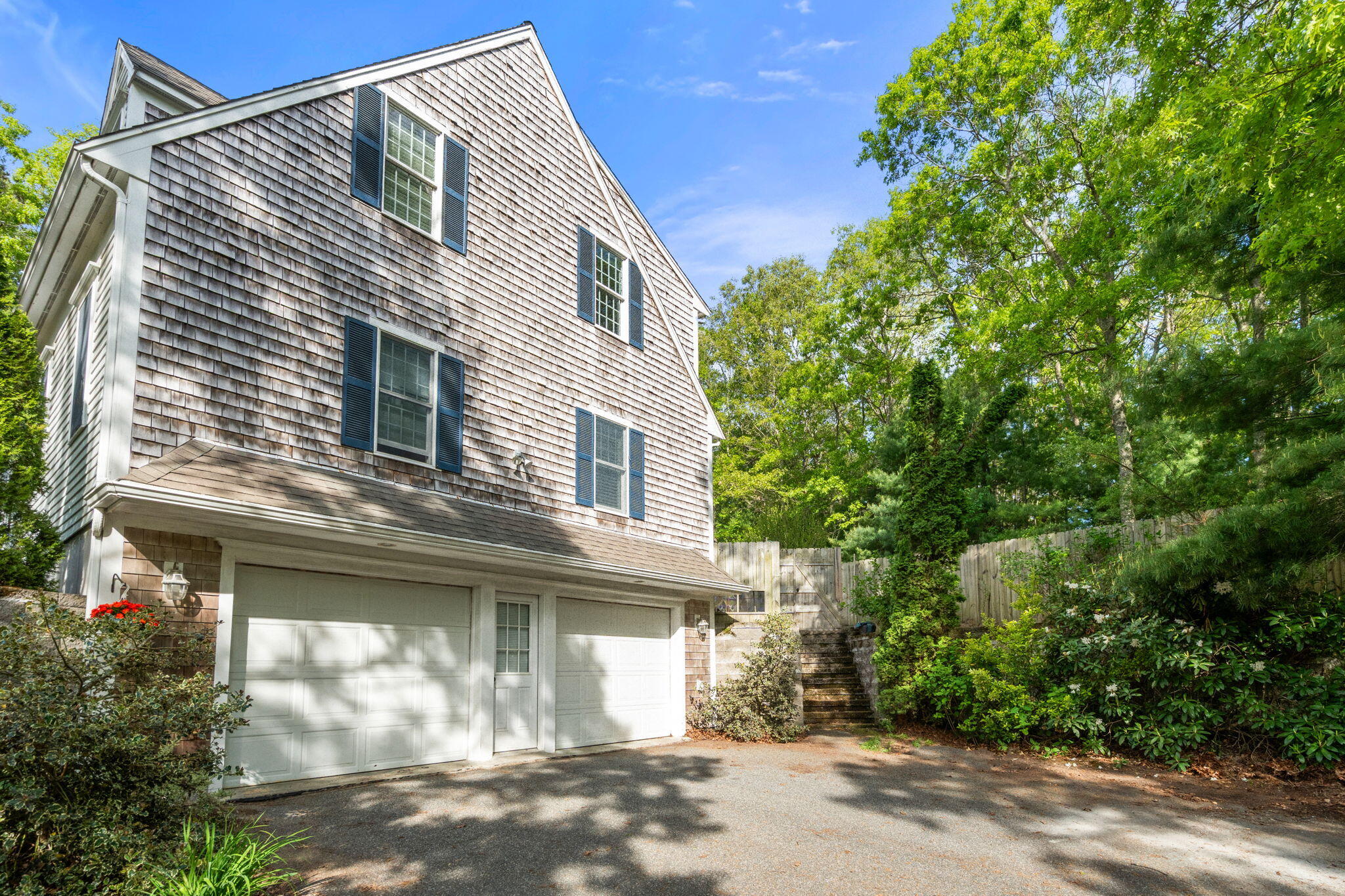 8 Friendship Lane Bourne MA 02532