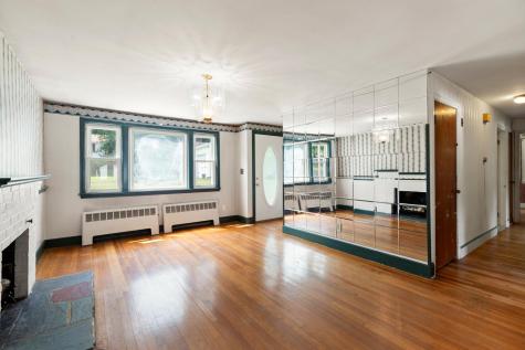 24 Hillside Avenue Holbrook MA 02343
