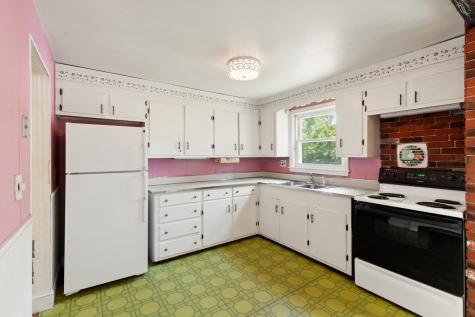 24 Hillside Avenue Holbrook MA 02343