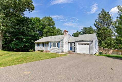 24 Hillside Avenue Holbrook MA 02343