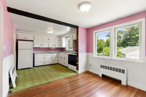 24 Hillside Avenue Holbrook MA 02343