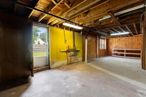 24 Hillside Avenue Holbrook MA 02343