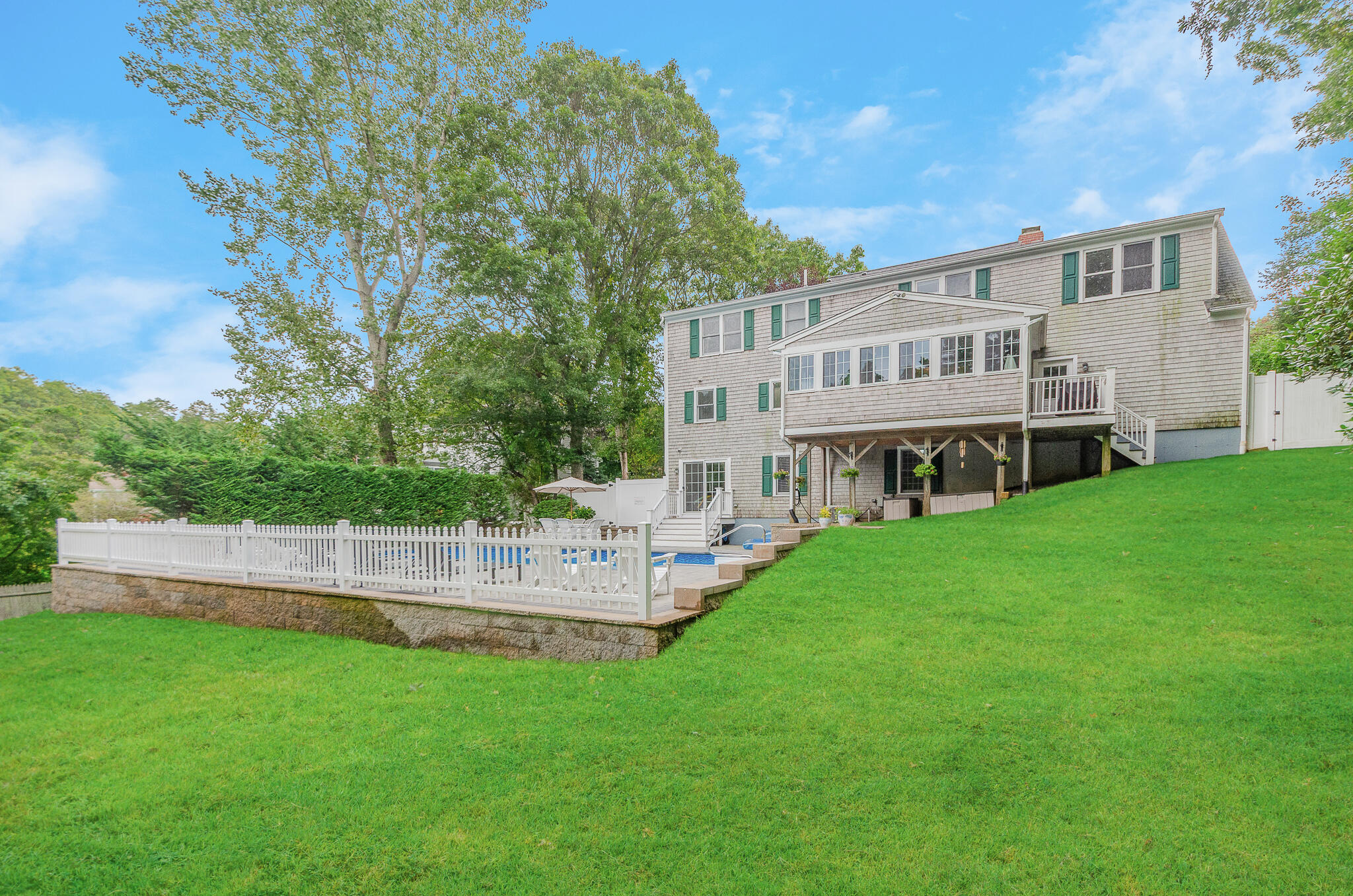 16 Morgan Way Barnstable MA 02668