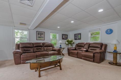 16 Morgan Way Barnstable MA 02668
