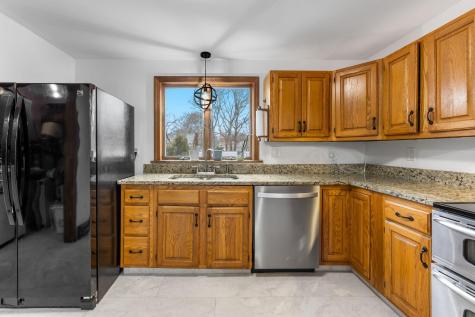 186 Walnut Street Barnstable MA 02601