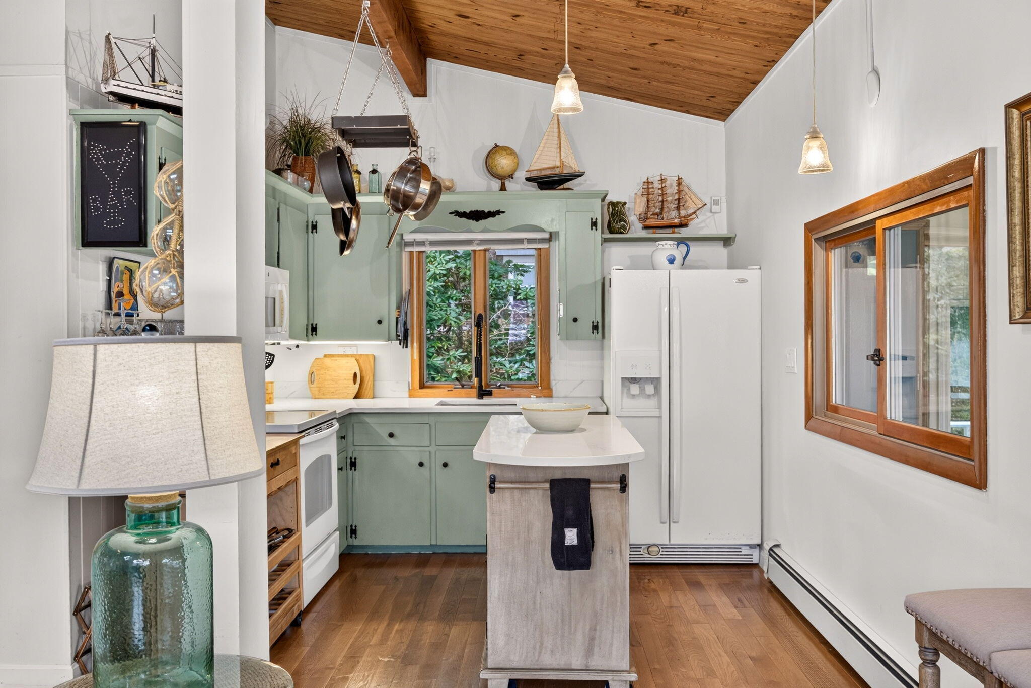63 Seatucket Road East Falmouth MA 02536