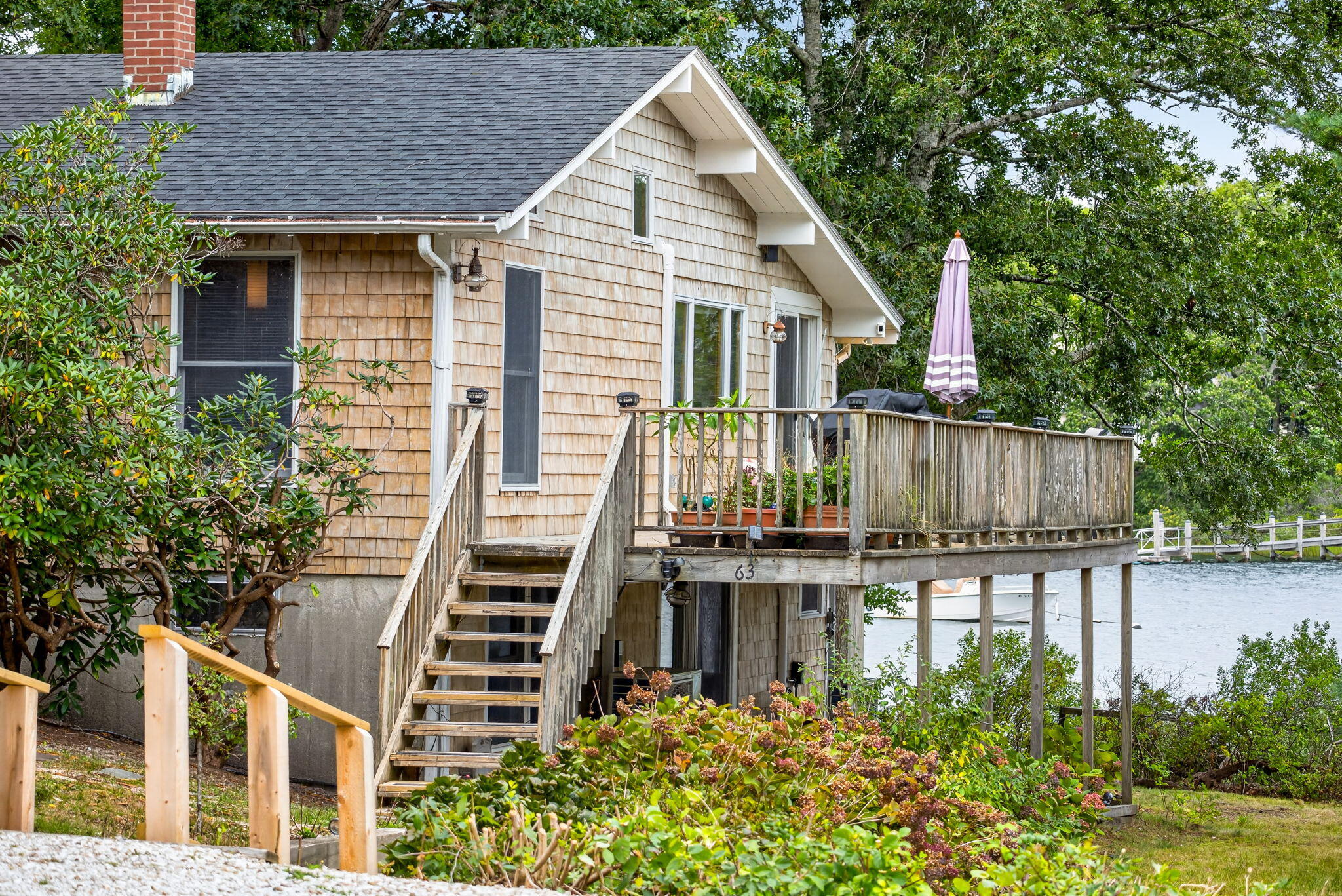 63 Seatucket Road East Falmouth MA 02536