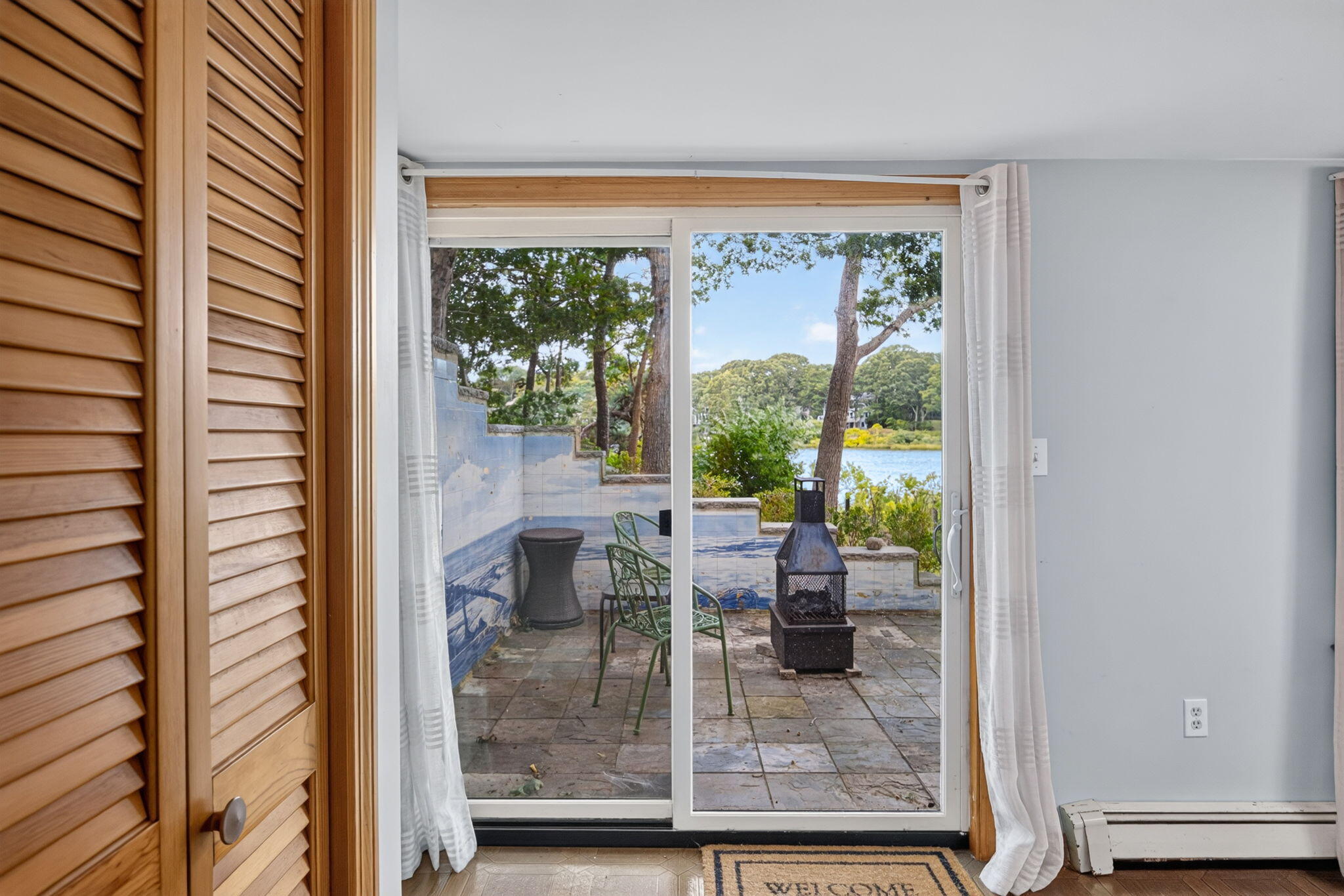63 Seatucket Road East Falmouth MA 02536