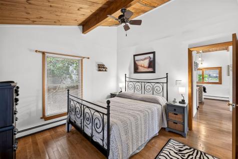 63 Seatucket Road East Falmouth MA 02536