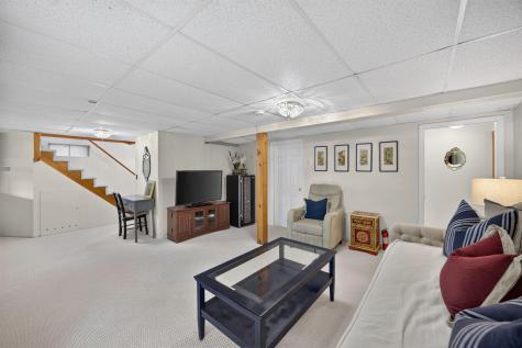 63 Seatucket Road East Falmouth MA 02536