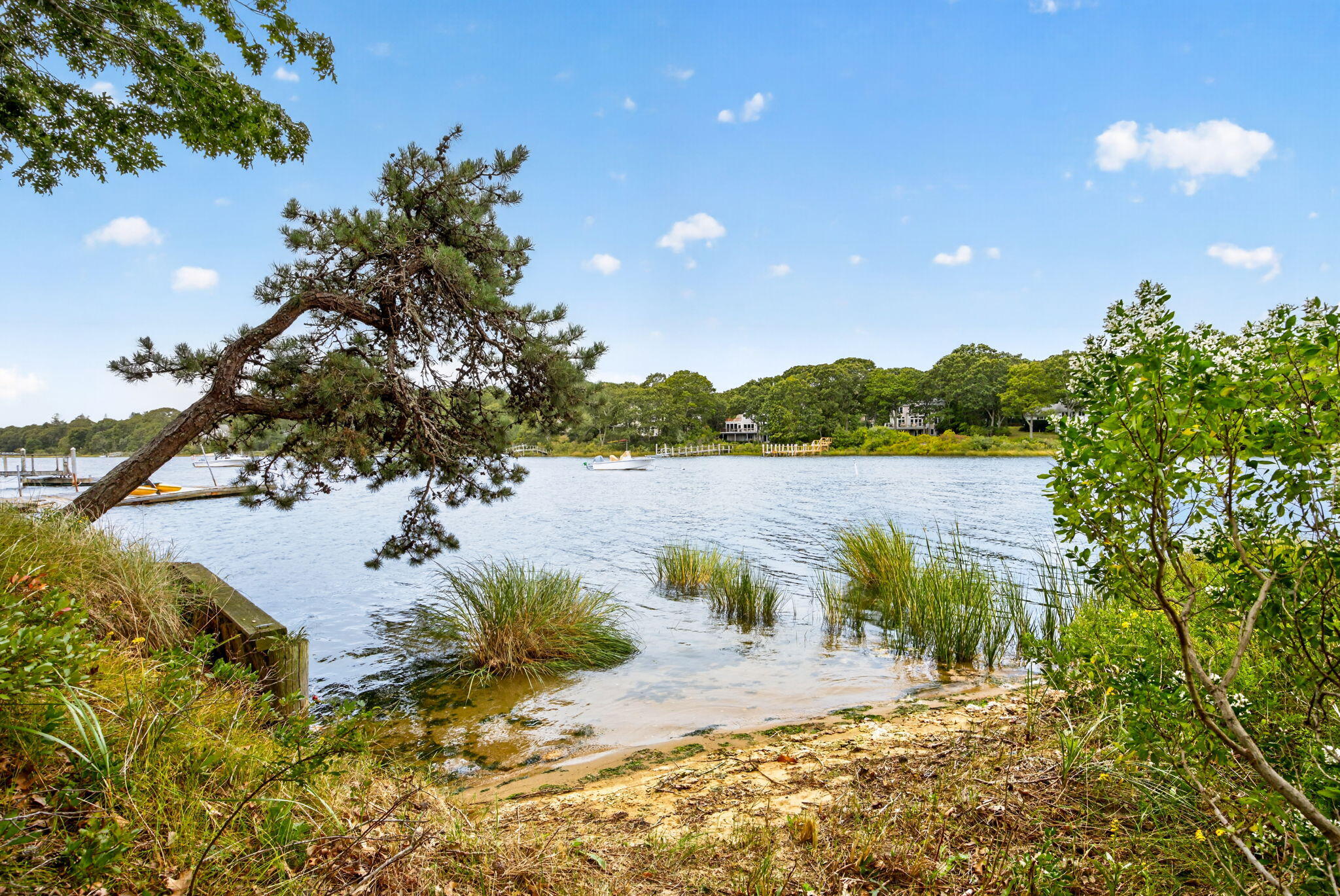 63 Seatucket Road East Falmouth MA 02536