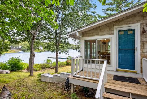63 Seatucket Road East Falmouth MA 02536