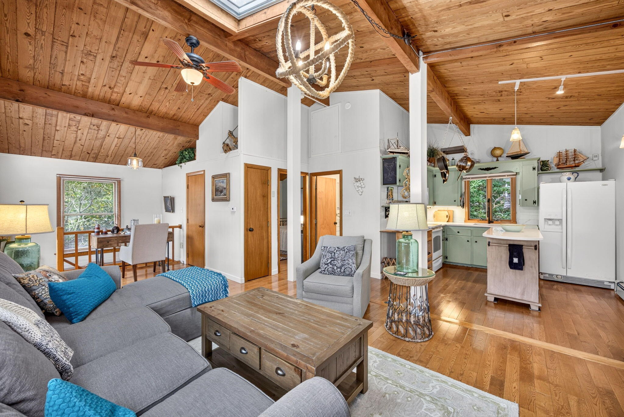 63 Seatucket Road East Falmouth MA 02536
