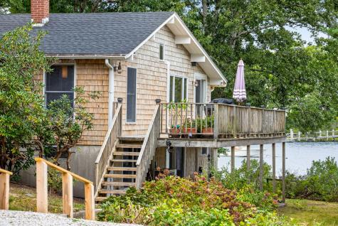 63 Seatucket Road East Falmouth MA 02536