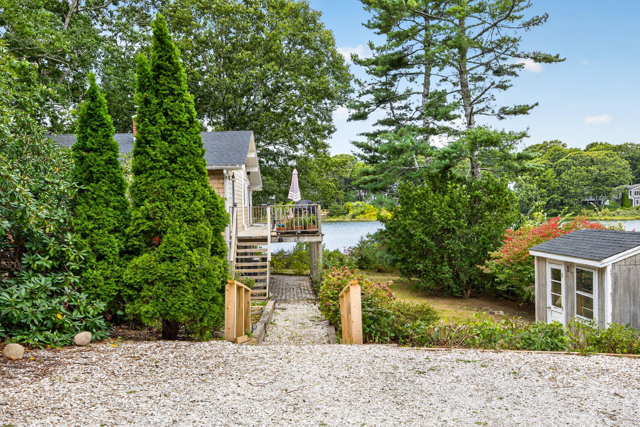 63 Seatucket Road East Falmouth MA 02536