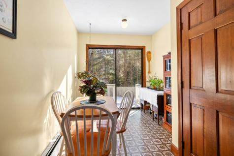 25 Indian Pond Road Kingston MA 02364