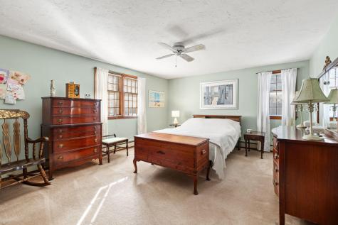 25 Indian Pond Road Kingston MA 02364