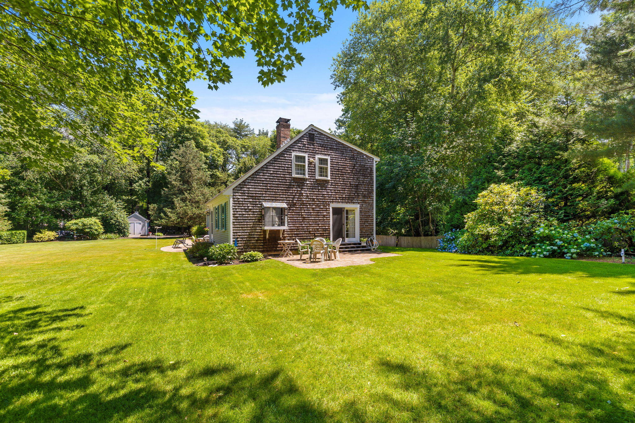 25 Indian Pond Road Kingston MA 02364